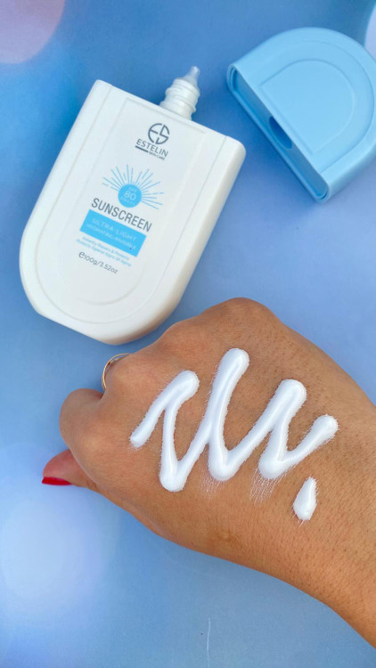 ضدآفتاب استلین مدل بیرنگ ESTELIN Ultra-Light Hydrating Invisible