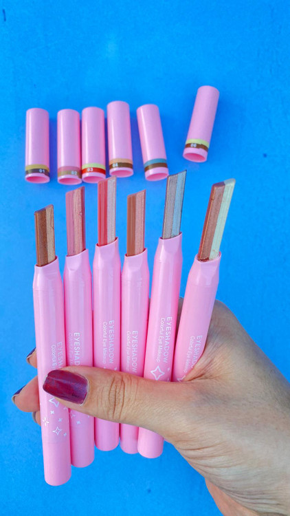 سایه استیکی دو رنگ دراگون رانی Dragon Ranee