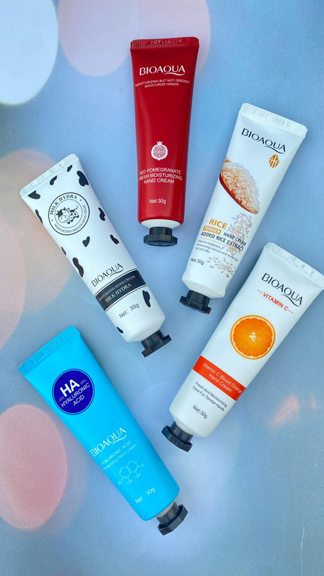 کرم دست مرطوب کننده