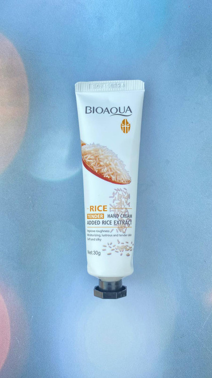 کرم دست مرطوب کننده