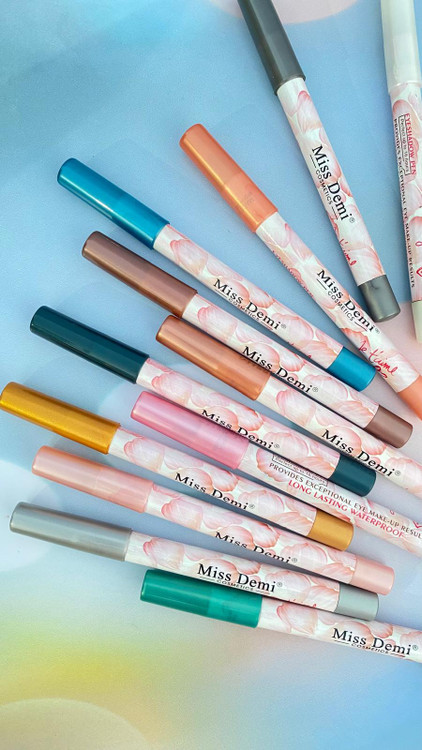 سایه مدادی میس دمی Miss Demi