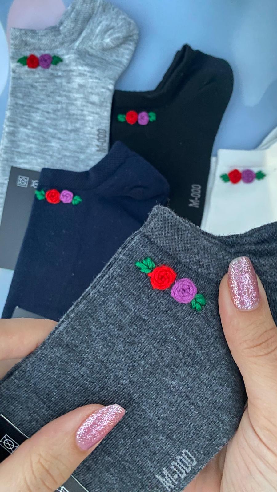 جوراب ساق کوتاه مدل گل ریز