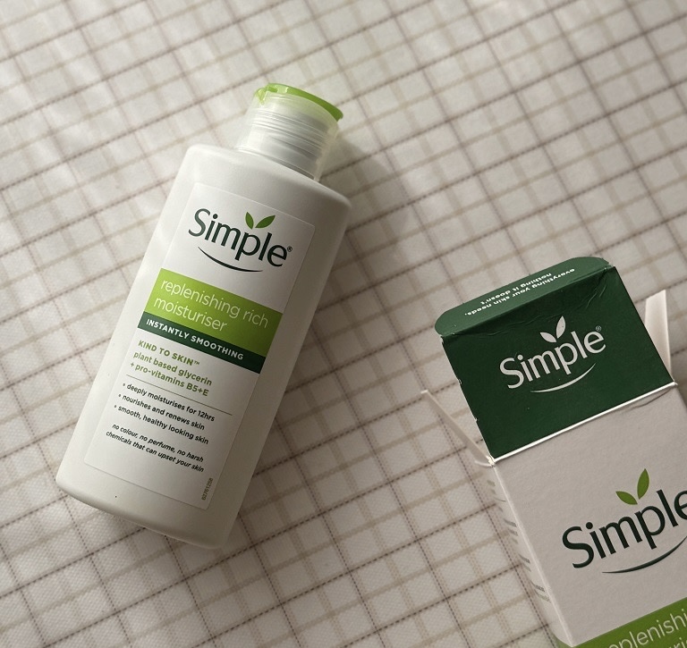 آبرسان و مرطوب کننده سیمپل مدل ریچ حجم 125 میل اورجینال