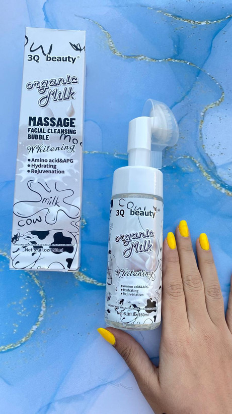 فوم شستشو صورت براش دار مدل شیر گاو 3Q beauty